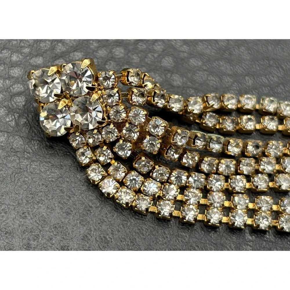 Vintage Rhinestone 4.5